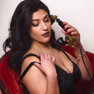 Meet your Posher, Angela